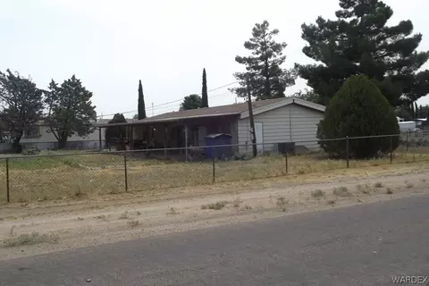 2045 E Devlin Ave, Kingman, AZ 86409 photo 3