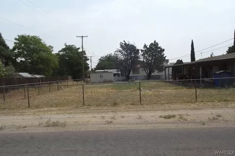 2045 E Devlin Ave, Kingman, AZ 86409 photo 4