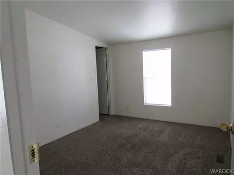 2755 E Packard Ave, Kingman, AZ 86409 photo 8
