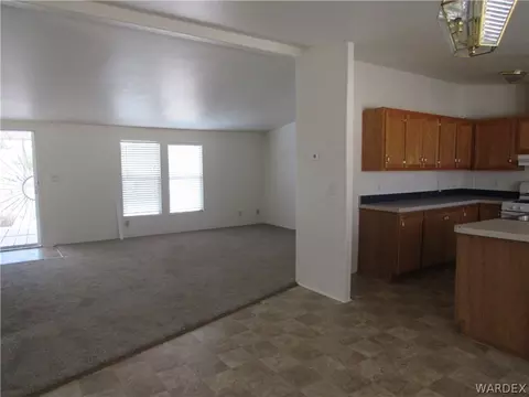 2755 E Packard Ave, Kingman, AZ 86409 photo 7