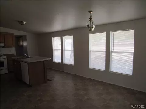 2755 E Packard Ave, Kingman, AZ 86409 photo 3