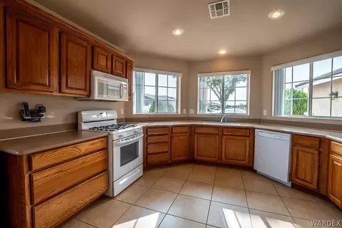 4213 E Cane Ranch Rd, Kingman, AZ 86401 photo 4