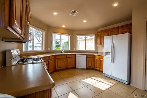 4213 E Cane Ranch Rd, Kingman, AZ 86401 photo 5