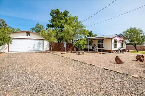 725 E Berk Ave, Kingman, AZ 86409 photo 1
