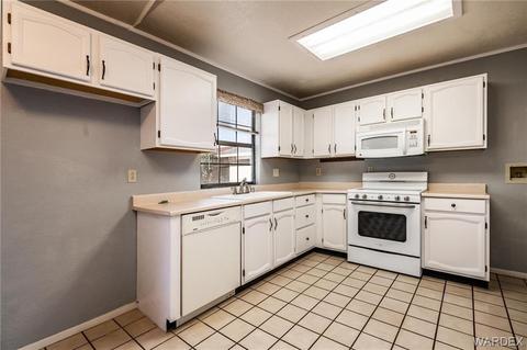 7802 E Concho Dr, Kingman, AZ 86401 photo 10