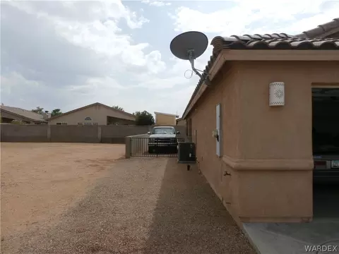 3918 E Suffock Ave, Kingman, AZ 86409 photo 2