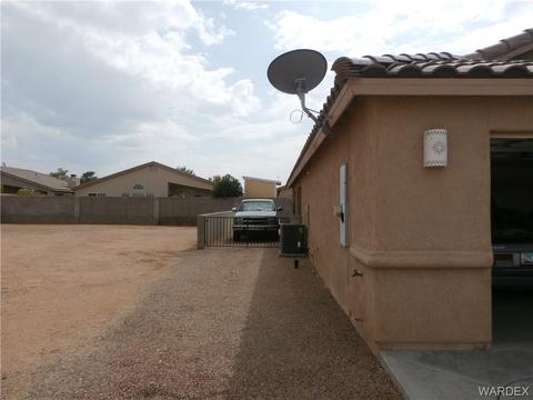3918 E Suffock Ave, Kingman, AZ 86409 photo 2