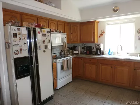 3918 E Suffock Ave, Kingman, AZ 86409 photo 8