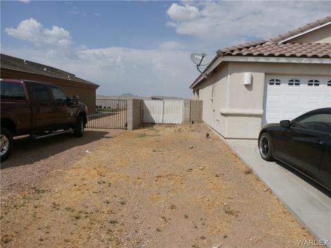 3827 E Suffock Ave, Kingman, AZ 86409 photo 2