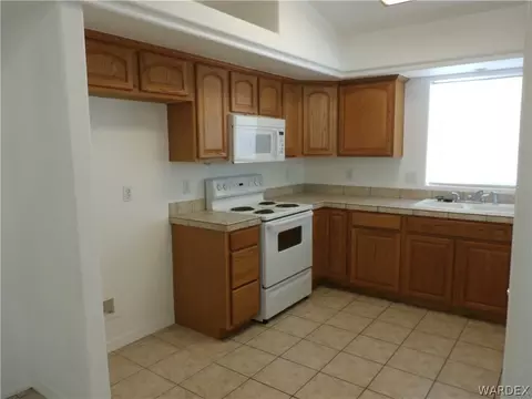 3827 E Suffock Ave, Kingman, AZ 86409 photo 8