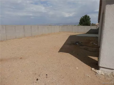 3827 E Suffock Ave, Kingman, AZ 86409 photo 4