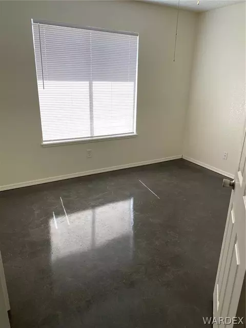 1935 E Devlin Ave, Kingman, AZ 86409 photo 6