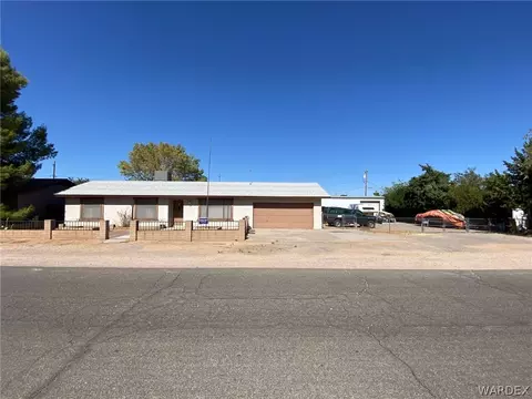 1935 E Devlin Ave, Kingman, AZ 86409 photo 1