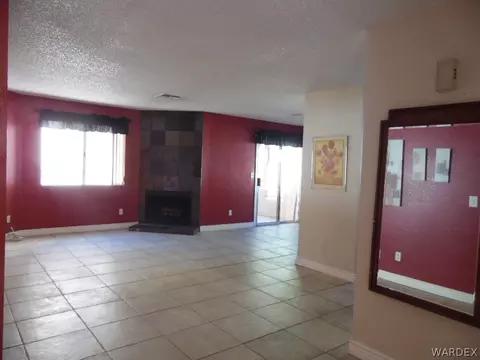 2220 Highpointe Dr #101, Laughlin, NV 89029 photo 2
