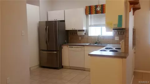 475 E Kolb Dr, Meadview, AZ 86444 photo 9
