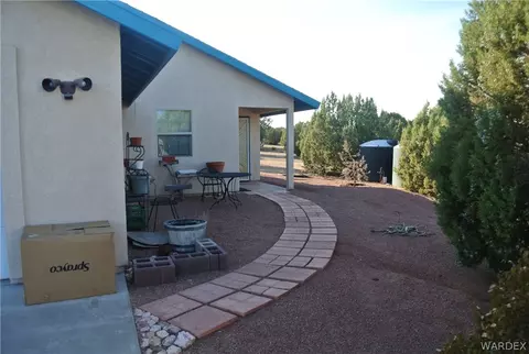 1695 S Rease Rd, Kingman, AZ 86401 photo 2