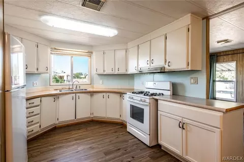 1660 E Thompson Ave, Kingman, AZ 86409 photo 10