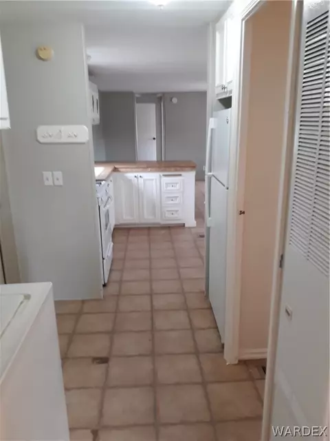 2280 E Thompson Ave, Kingman, AZ 86409 photo 15