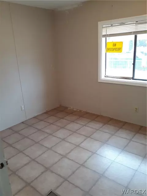 2280 E Thompson Ave, Kingman, AZ 86409 photo 6