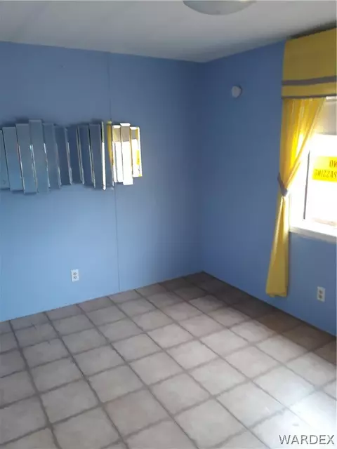2280 E Thompson Ave, Kingman, AZ 86409 photo 8