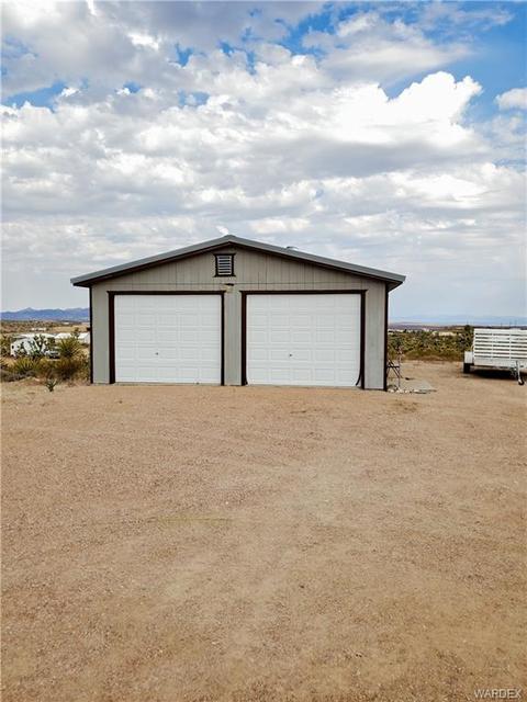 219 W Echo Dr, Meadview, AZ 86444 photo 8