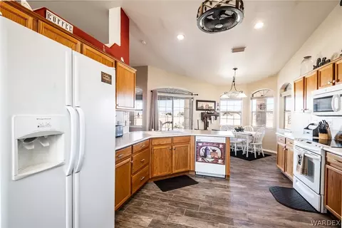 7771 E Concho Dr, Kingman, AZ 86401 photo 3