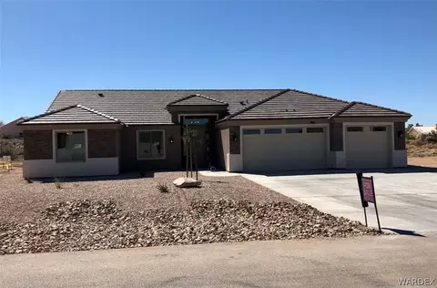 2135 Comanche Dr, Kingman, AZ 86401 photo 1