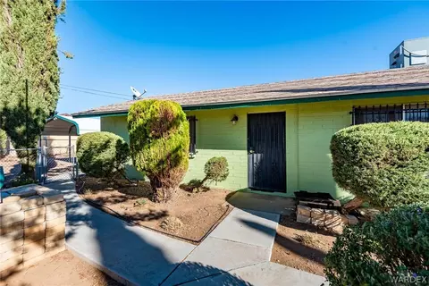4450 N Irving St, Kingman, AZ 86409 photo 2