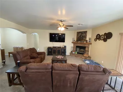 3940 E Mcvicar Ave, Kingman, AZ 86409 photo 11