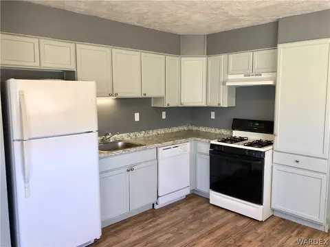 3230 E Lass Ave, Kingman, AZ 86409 photo 4
