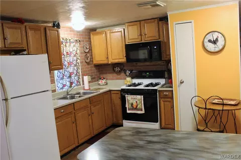 2255 E Leroy Ave, Kingman, AZ 86409 photo 9