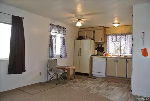 1605 E Glen Pl, Kingman, AZ 86409 photo 12