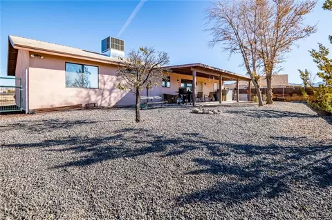 7568 E Cayuse Dr, Kingman, AZ 86401 photo 3