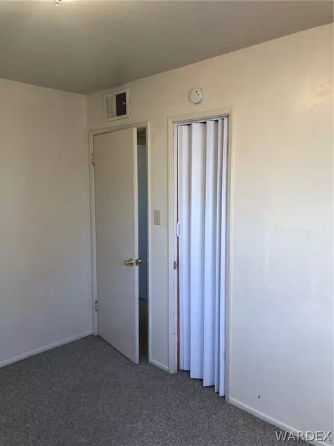 700 E Beverly Ave, Kingman, AZ 86401 photo 7