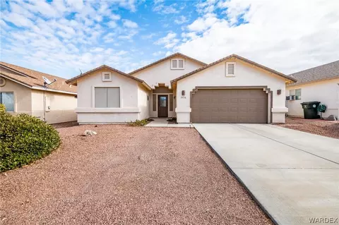 3458 N Apache St, Kingman, AZ 86401 photo 2