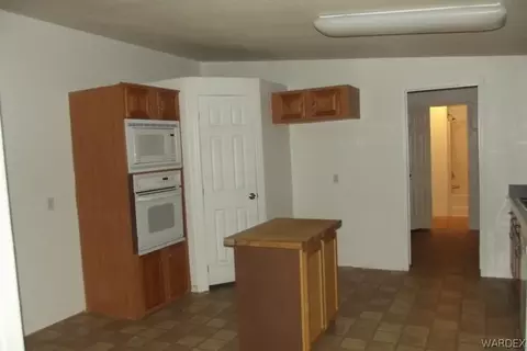 2525 E Carver Ave, Kingman, AZ 86409 photo 8