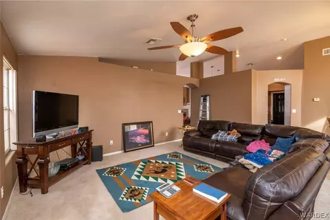 3937 E Ames Ave, Kingman, AZ 86409 photo 4