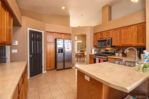 3937 E Ames Ave, Kingman, AZ 86409 photo 9