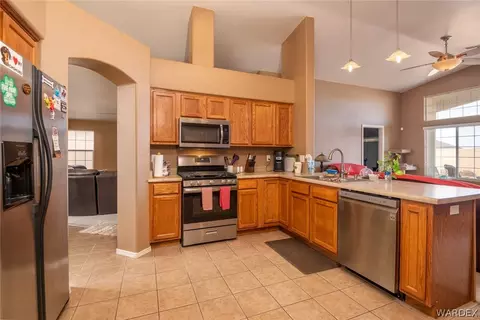 3937 E Ames Ave, Kingman, AZ 86409 photo 8