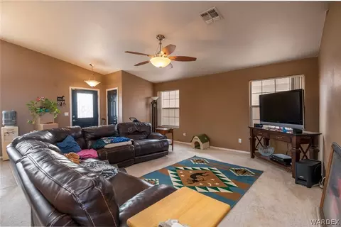 3937 E Ames Ave, Kingman, AZ 86409 photo 5