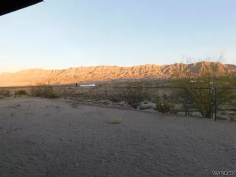30440 N Haystack Dr, Meadview, AZ 86444 photo 9