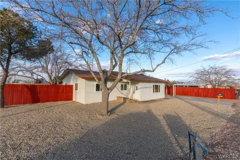 815 E Berk Ave, Kingman, AZ 86409 photo 1