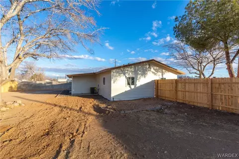 815 E Berk Ave, Kingman, AZ 86409 photo 38