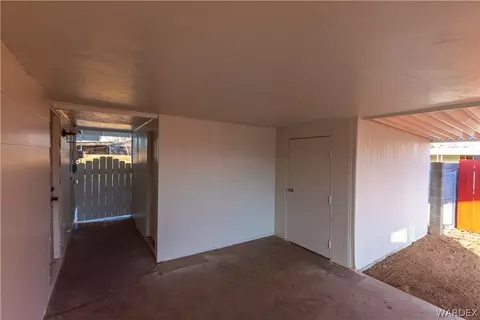 815 E Berk Ave, Kingman, AZ 86409 photo 5