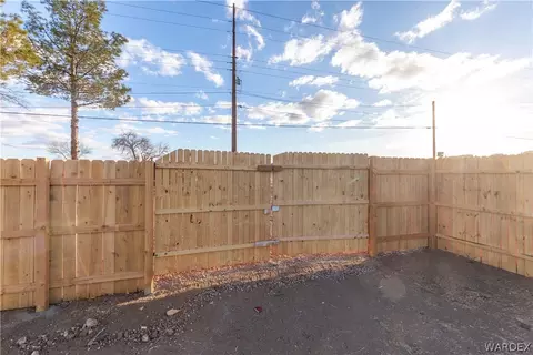 815 E Berk Ave, Kingman, AZ 86409 photo 35