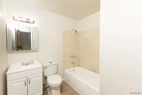 815 E Berk Ave, Kingman, AZ 86409 photo 16