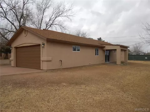 2115 Northfield, Kingman, AZ 86409 photo 3