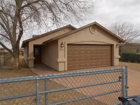 2115 Northfield, Kingman, AZ 86409 photo 2
