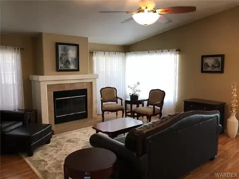 3933 E Ames Ave, Kingman, AZ 86409 photo 5
