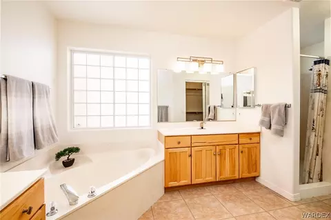 5562 N Storm Cloud Dr, Kingman, AZ 86409 photo 27